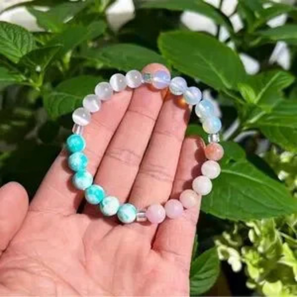 Elegant Multicolor Blue Beaded Bracelet